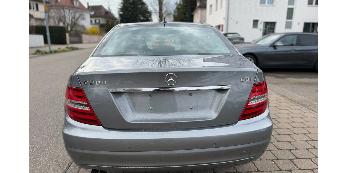 Mercedes-Benz C 200 CDI Limousine Elegance 1. Hand 89.900 km 11.490 &euro; Neckarsulm 74172