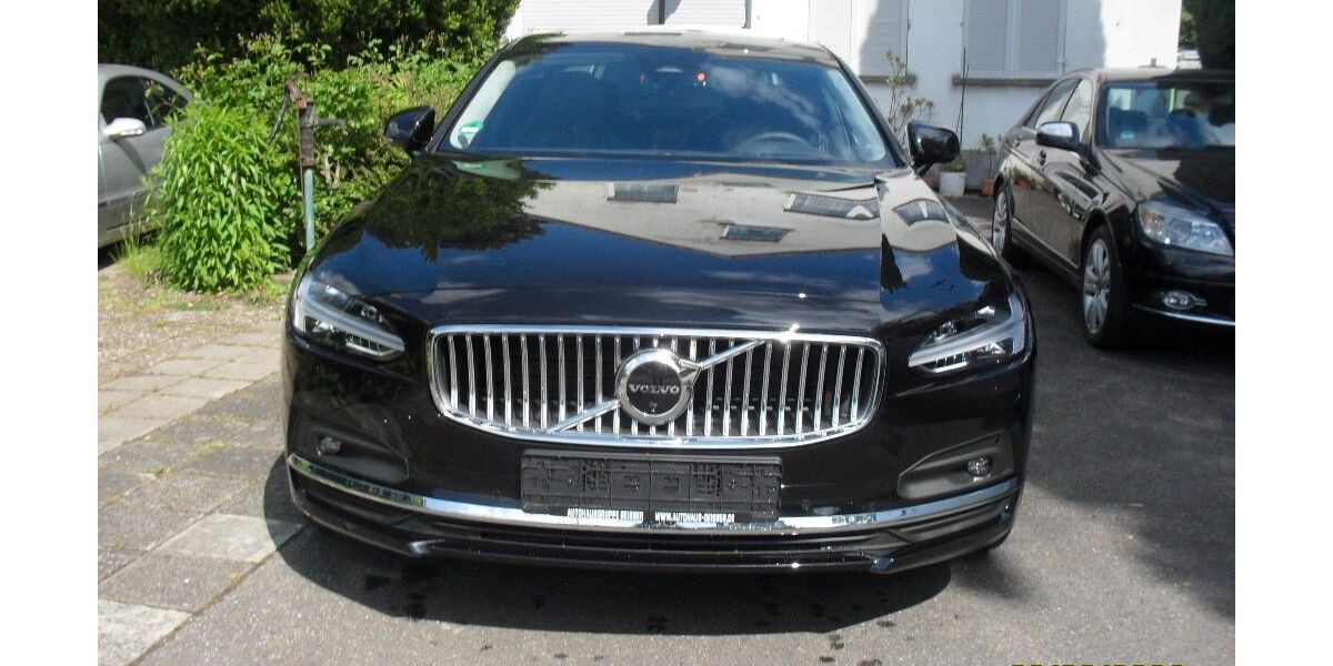 Volvo S90 2.500 km 42.800 &euro; Heilbronn 74074