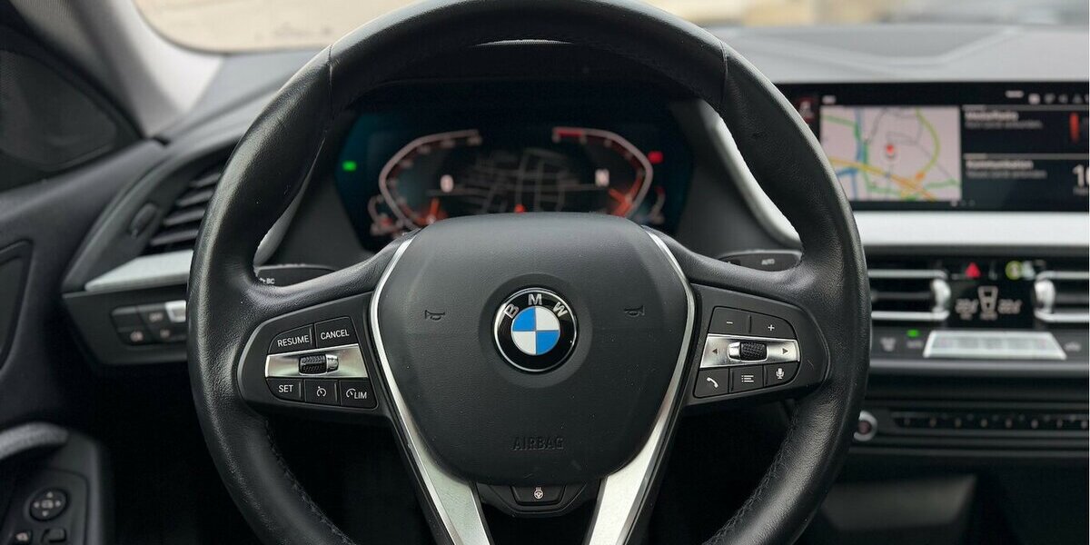 BMW 218 Gran Coupe d Advantage Panorama Navi 200.000 km 15.990 &euro; Neckarsulm 74172