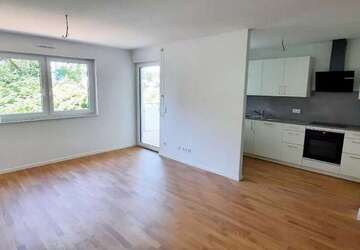 Wohnung Backnang - 3 Zimmer, 84 m&sup2;, 1.355&euro; | Angebot:25385520