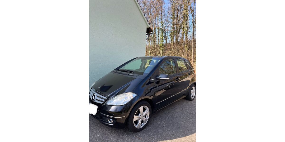 Mercedes-Benz A 180 215.000 km 3.990 &euro; Löwenstein 74245